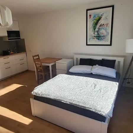 Gemuetliche Am Stadtrand Von Bonn In *