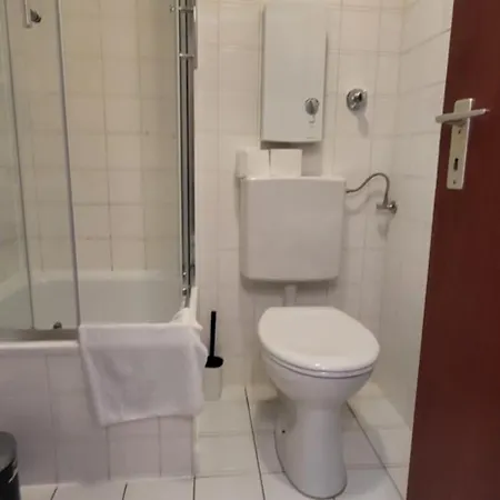 公寓 Gemuetliche Am Stadtrand Von Bonn In