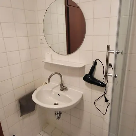 Gemuetliche Am Stadtrand Von Bonn In